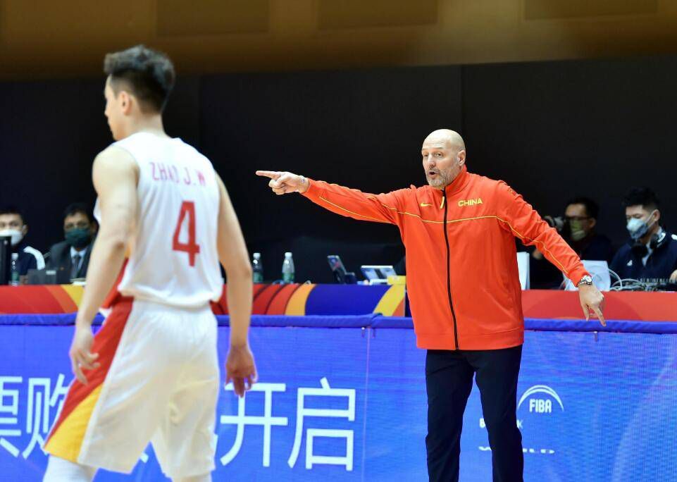 塔图姆25+6凯尔特人痛宰马刺 文班亚马21+7布朗24+6NBA常规赛继续进行，波士顿凯尔特人队（26胜6负）继续连胜。